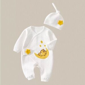 Baby Star Onesie Hat and Bodysuit Set